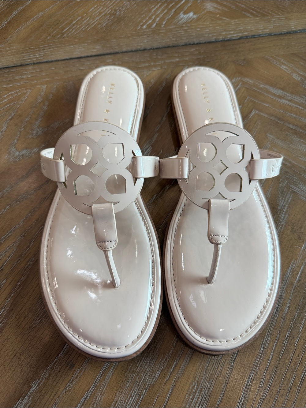Kelly & Katie Nude Patent Logo Thong Sandals